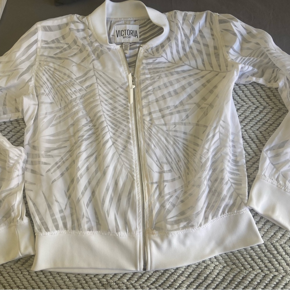 EUC VictoriaSecret Sport Women's White Jacket & leggings set